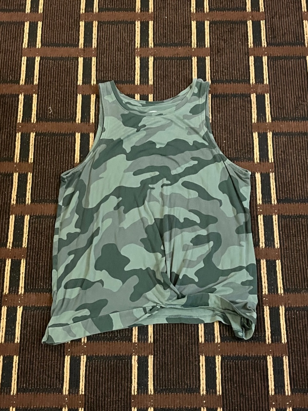 Women’s Old Navy Luxe Green Camo Tank Top Shirt XL 14-16 Summer Activewear 627